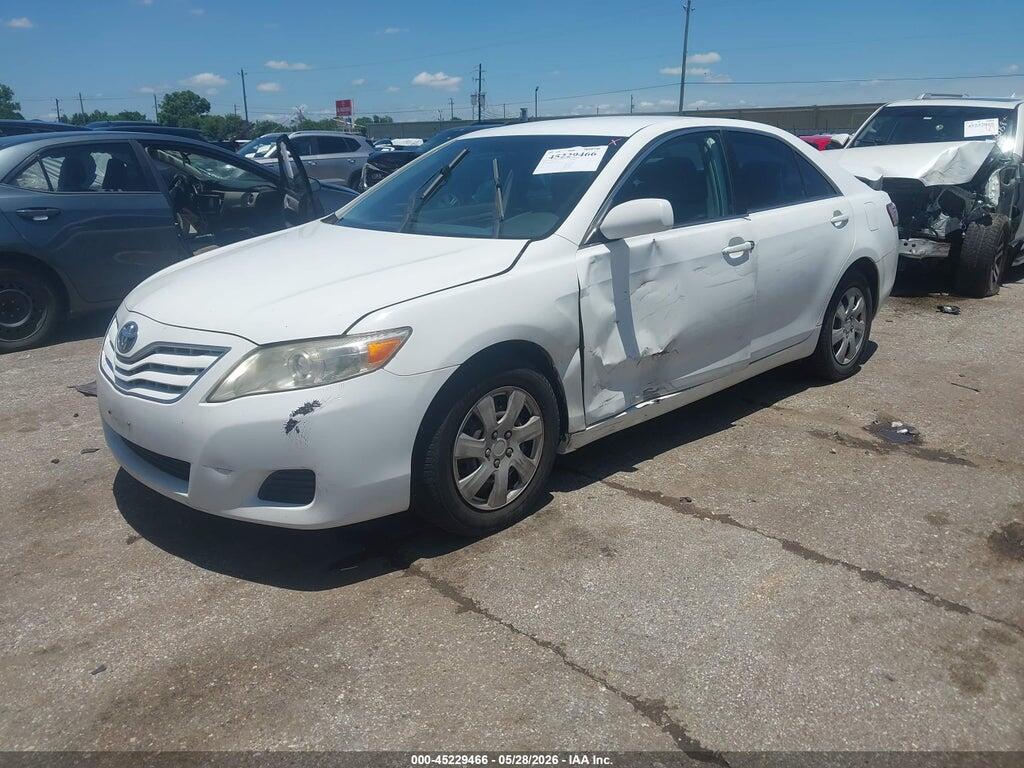 4T4BF3EK0BR098527 2011 TOYOTA CAMRY photo no. 2
