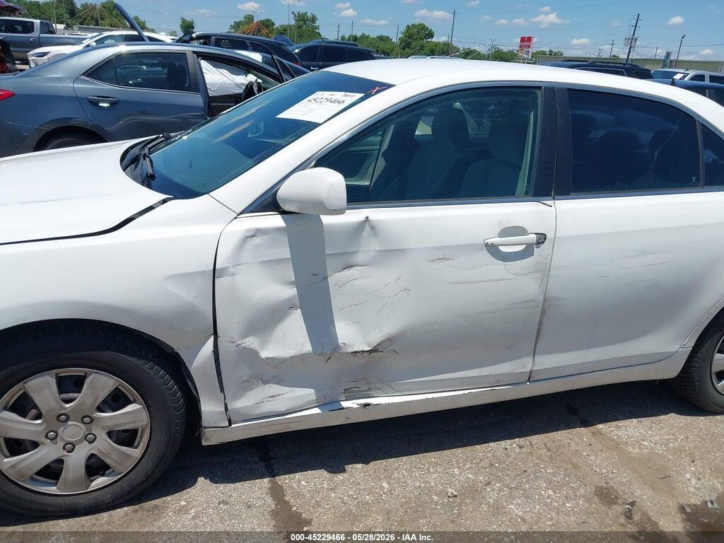 4T4BF3EK0BR098527 2011 TOYOTA CAMRY photo no. 6