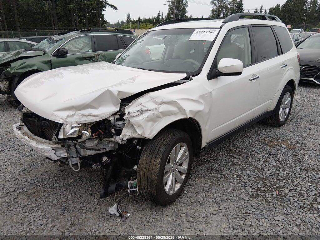 JF2SHADCXDH435774 2013 SUBARU FORESTER photo no. 2