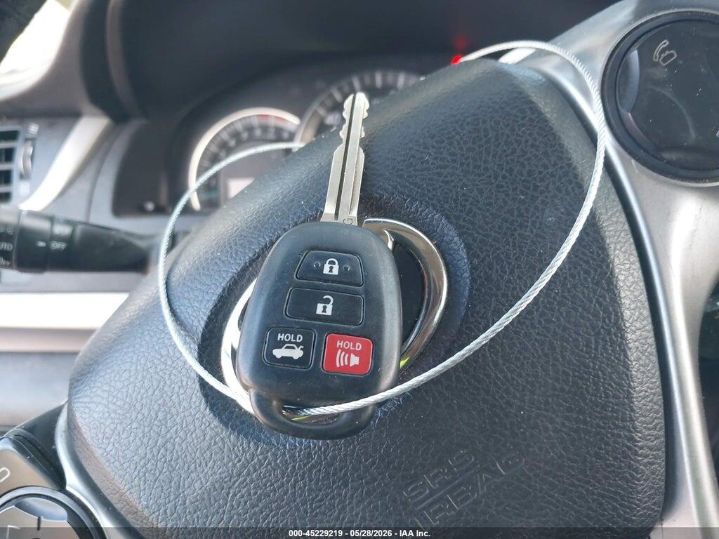 4T1BF1FK1EU404720 2014 TOYOTA CAMRY photo no. 11