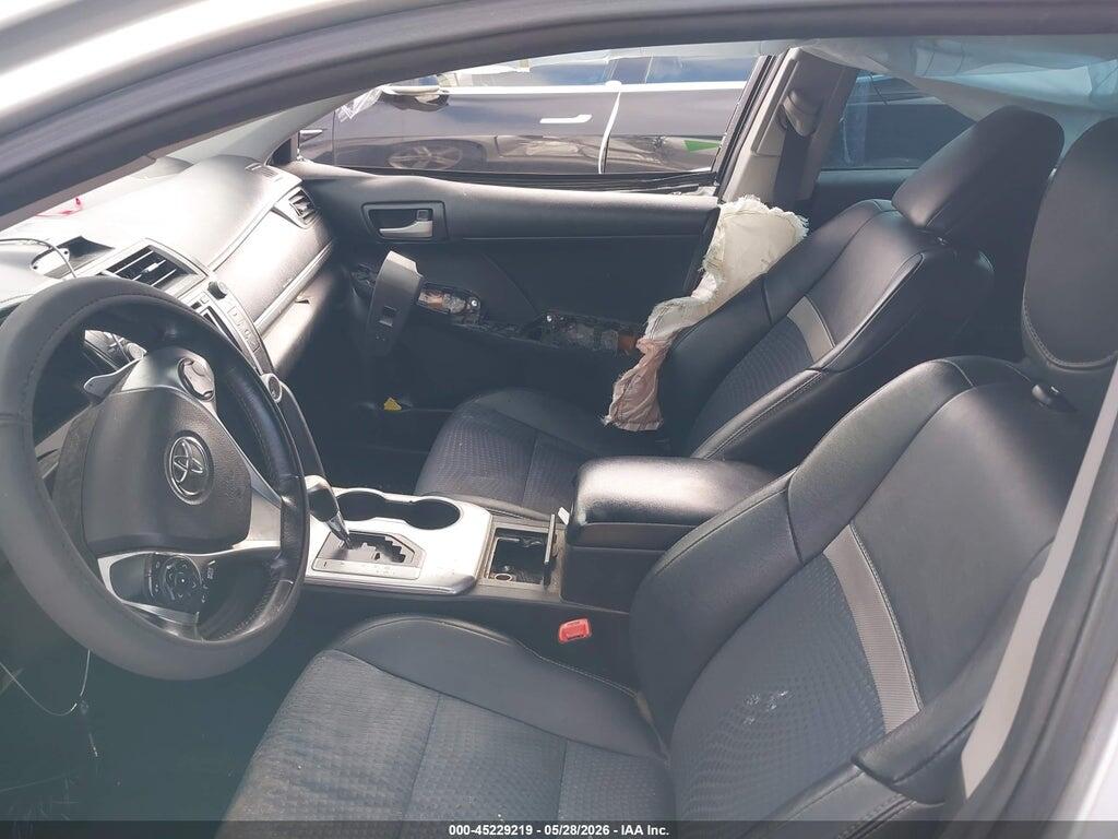 4T1BF1FK1EU404720 2014 TOYOTA CAMRY photo no. 5