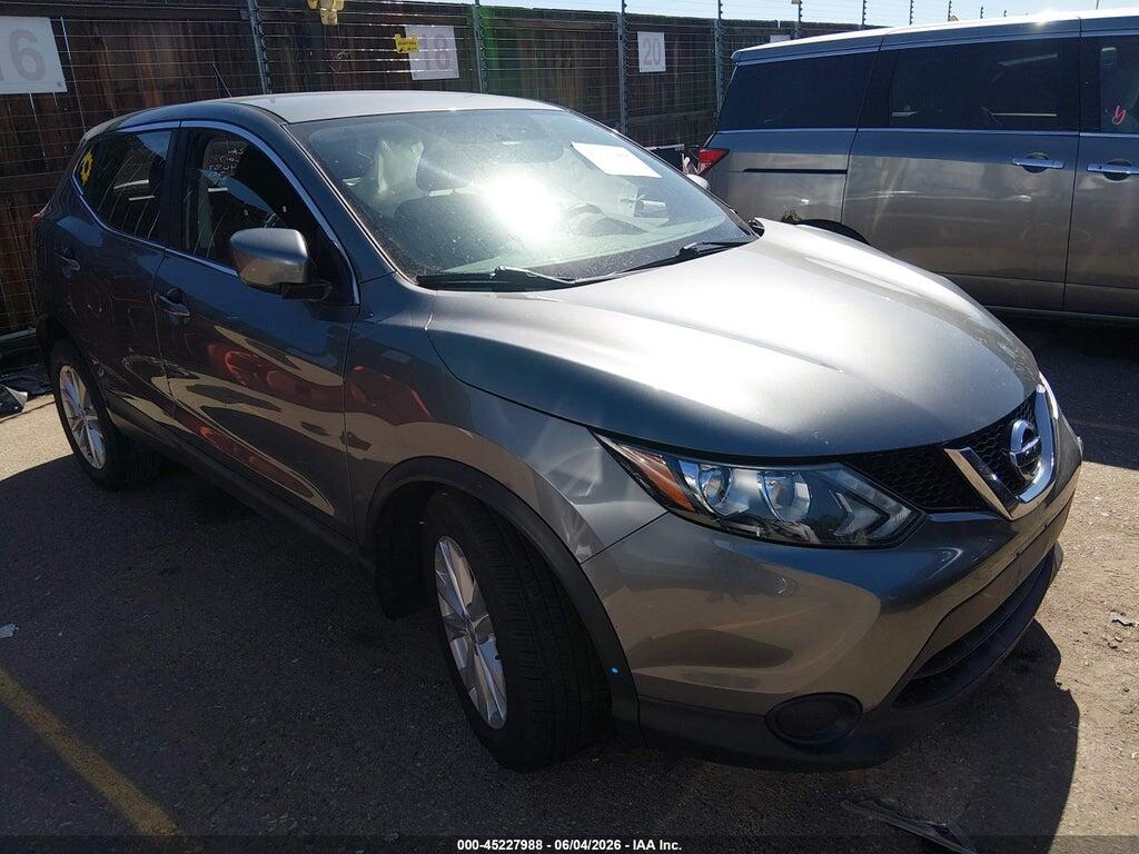 JN1BJ1CR8HW140881 2017 NISSAN ROGUE SPORT photo no. 1