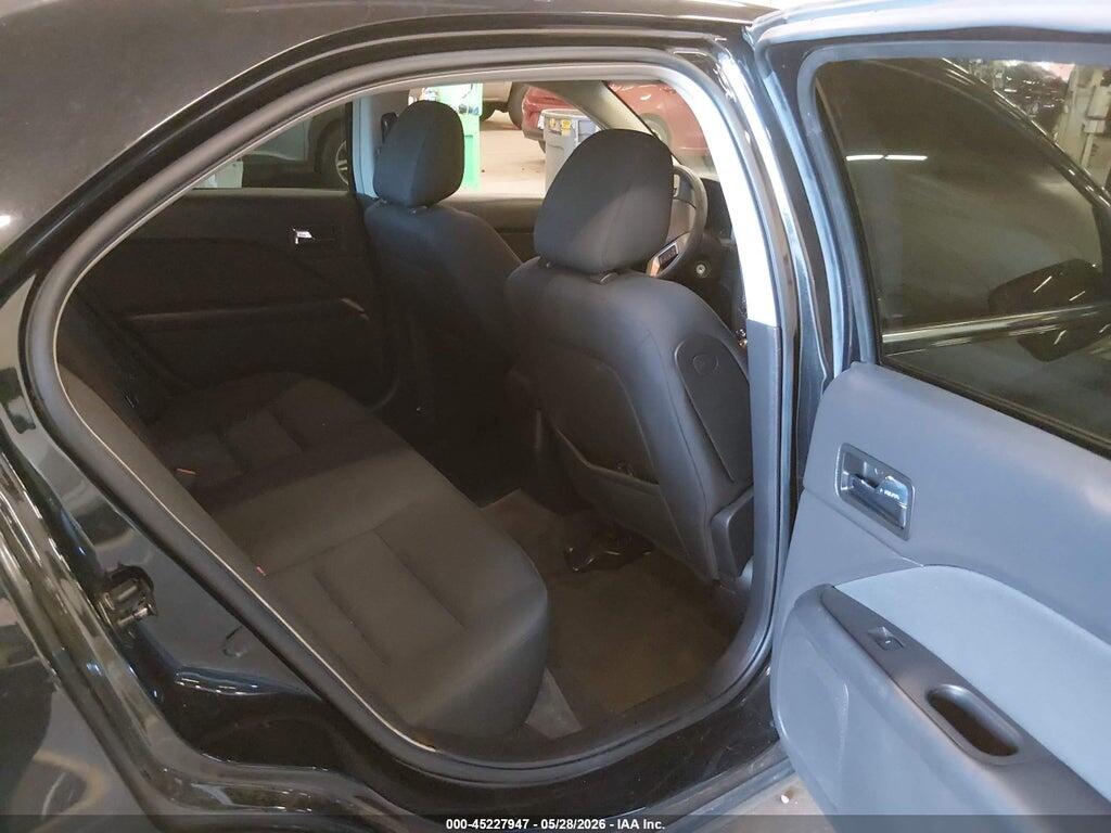 3FAHP0HA3AR124542 2010 FORD FUSION photo no. 8
