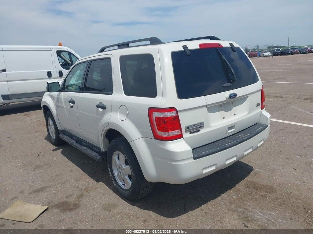 1FMCU9DGXBKC04742 2011 FORD ESCAPE photo no. 3