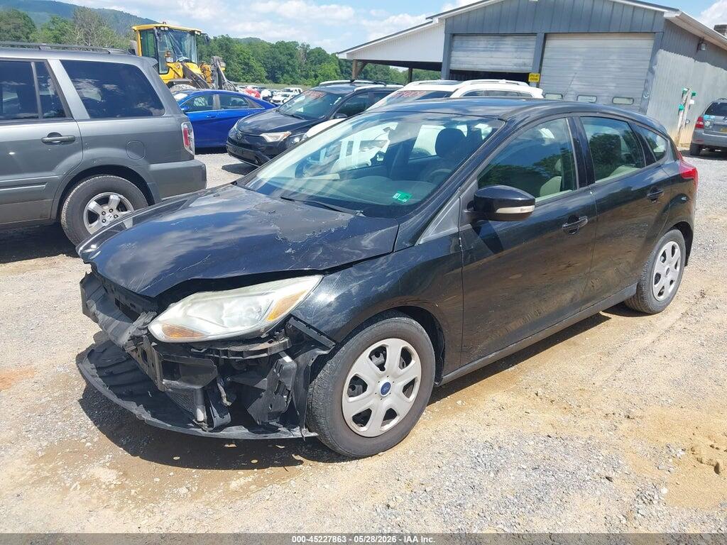 1FADP3K26EL200423 2014 FORD FOCUS photo no. 2