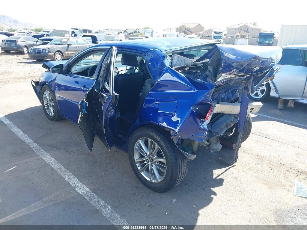 4T1BF1FK3GU572619 2016 TOYOTA CAMRY photo no. 3