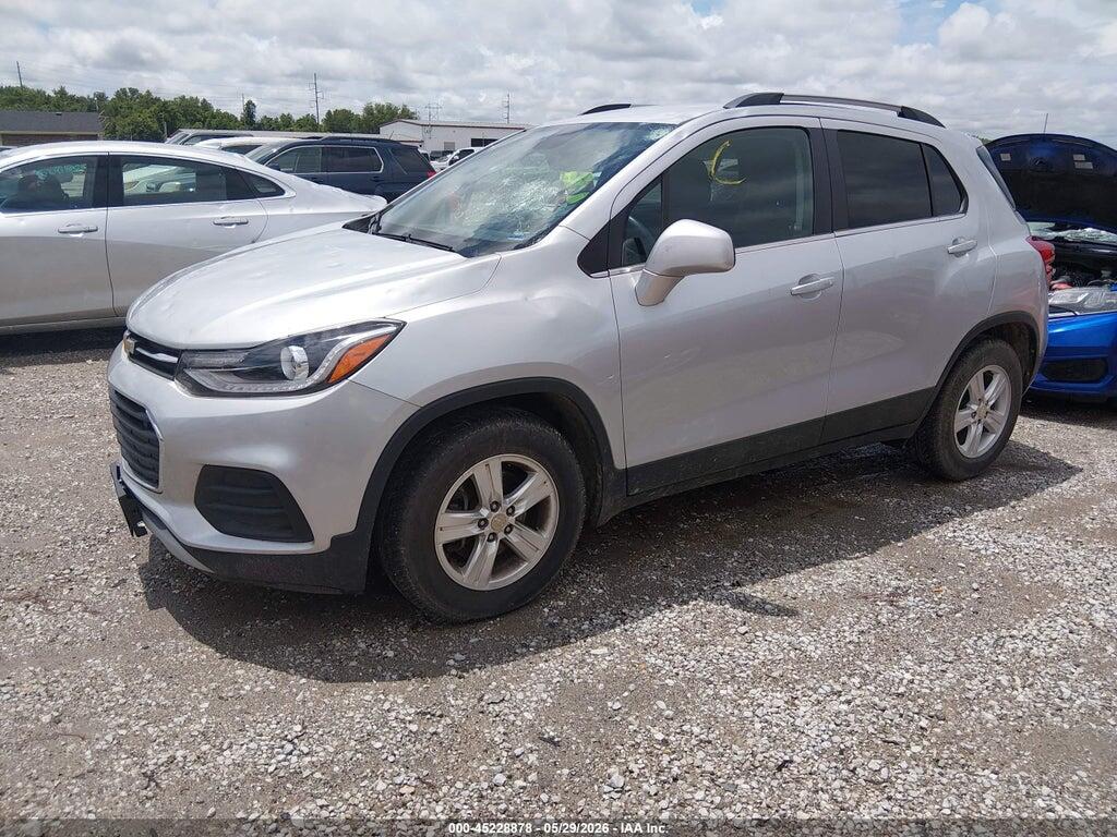3GNCJLSB0HL158421 2017 CHEVROLET TRAX photo no. 2