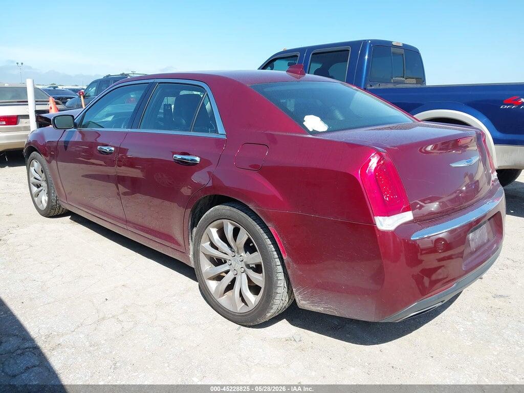 2C3CCAEG5KH609717 2019 CHRYSLER 300 photo no. 3
