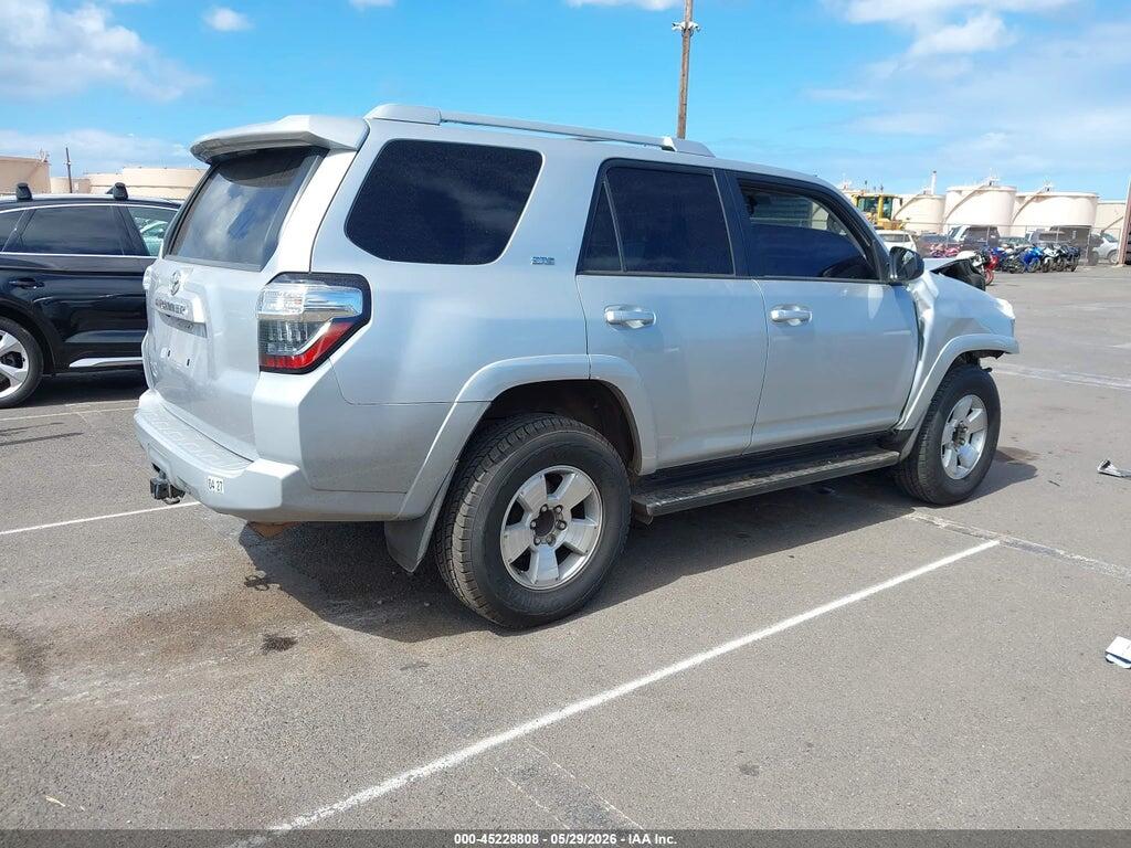 JTEBU5JR5H5452432 2017 TOYOTA 4RUNNER photo no. 4