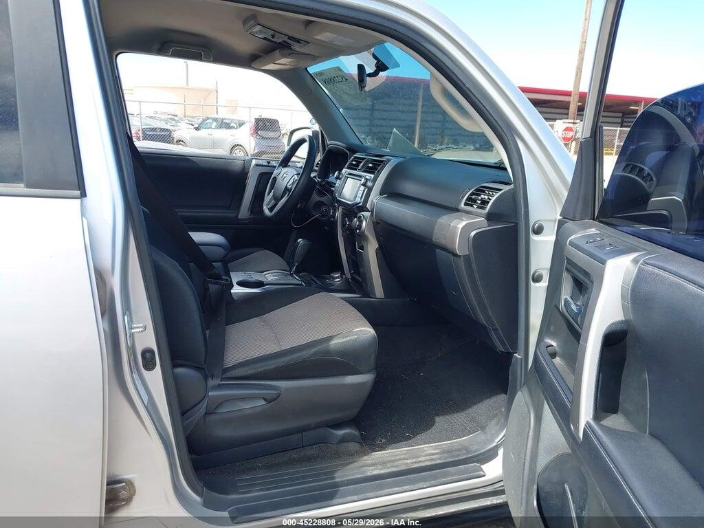 JTEBU5JR5H5452432 2017 TOYOTA 4RUNNER photo no. 5