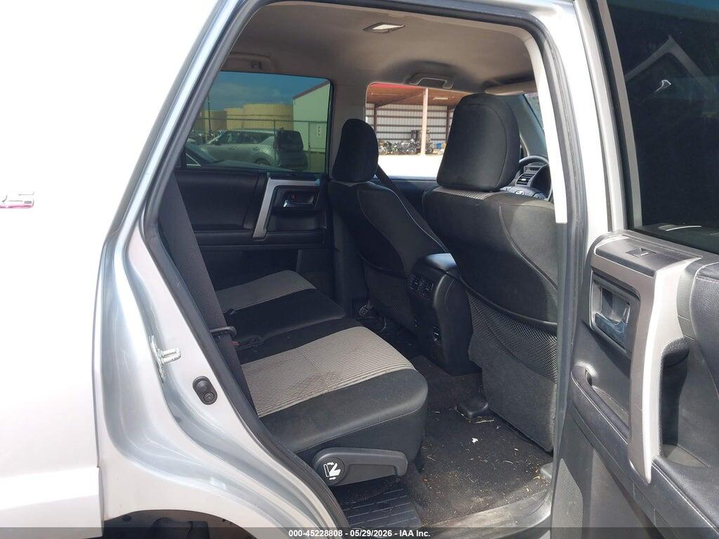 JTEBU5JR5H5452432 2017 TOYOTA 4RUNNER photo no. 8