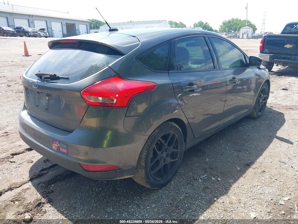 1FADP3K26GL299053 2016 FORD FOCUS photo no. 4