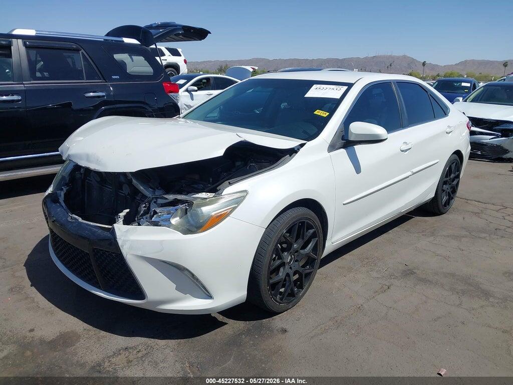 4T1BF1FK3GU587749 2016 TOYOTA CAMRY photo no. 2