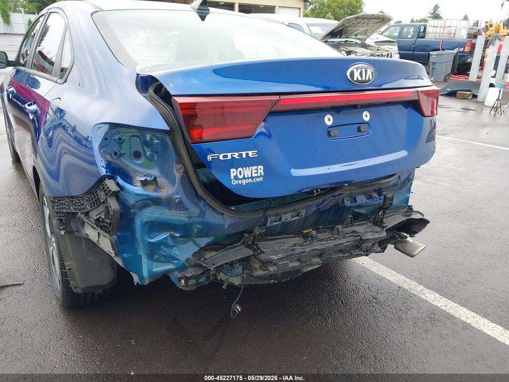 3KPF24AD0KE018893 2019 KIA FORTE photo no. 6
