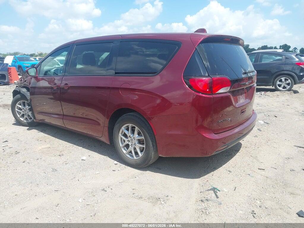 2C4RC1FG8JR334051 2018 CHRYSLER PACIFICA photo no. 3