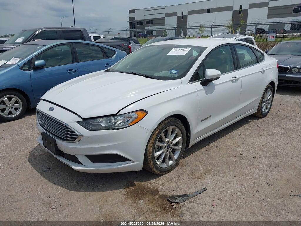 3FA6P0LU5HR260898 2017 FORD FUSION HYBRID photo no. 2