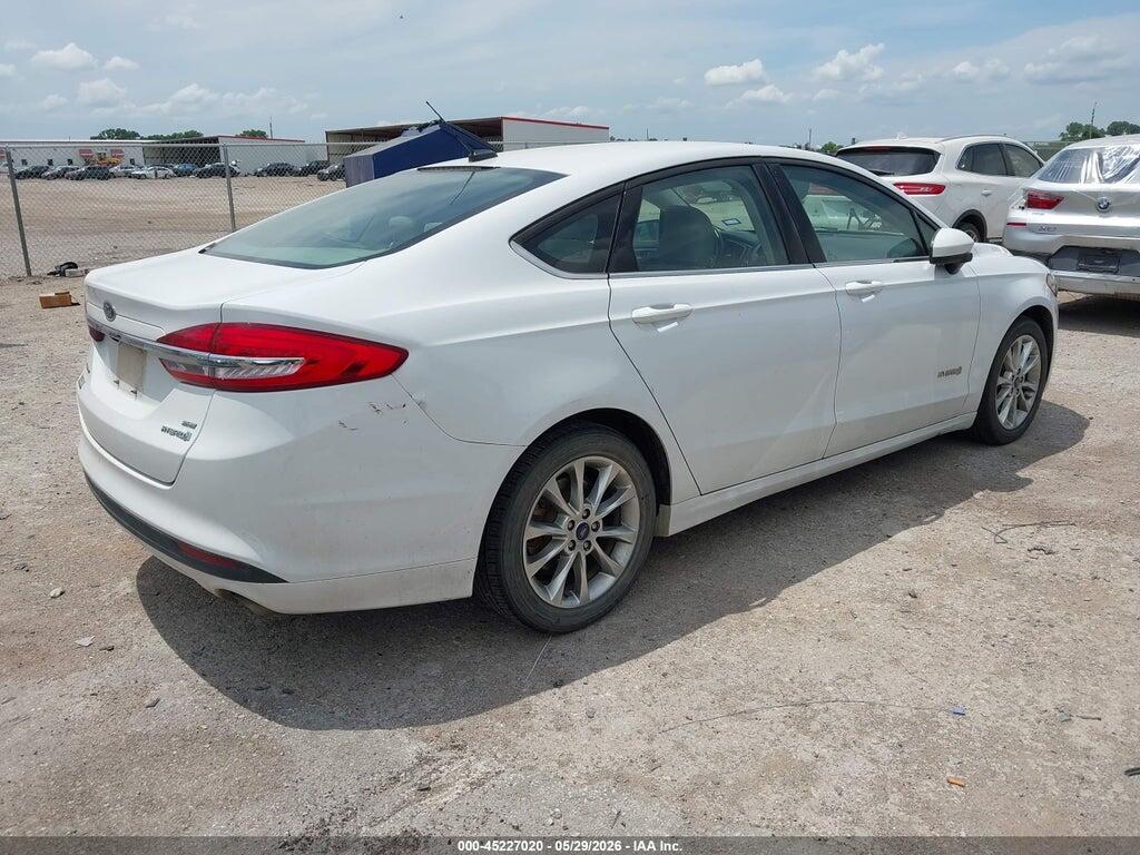 3FA6P0LU5HR260898 2017 FORD FUSION HYBRID photo no. 4