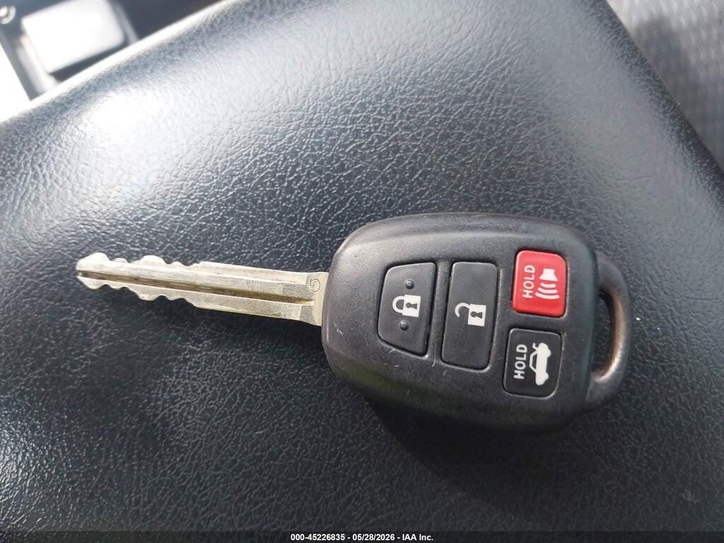 4T1BF1FK1CU595200 2012 TOYOTA CAMRY photo no. 11