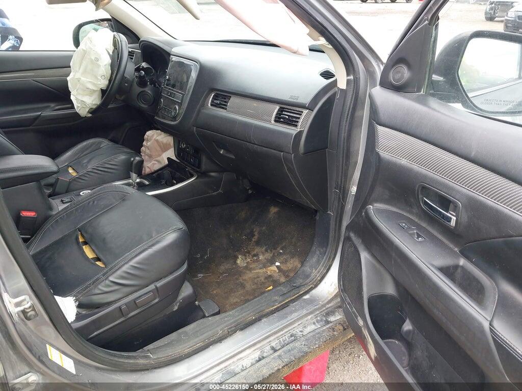 JA4AZ3A35KZ023481 2019 MITSUBISHI OUTLANDER photo no. 5