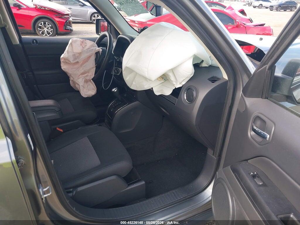 1C4NJPBA3CD640153 2012 JEEP PATRIOT photo no. 5