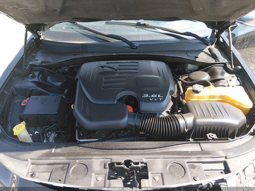 2C3CCAAG3DH556606 2013 CHRYSLER 300 photo no. 10