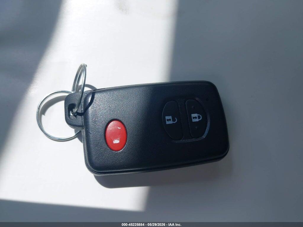 JTDKN3DU0C5482730 2012 TOYOTA PRIUS photo no. 11