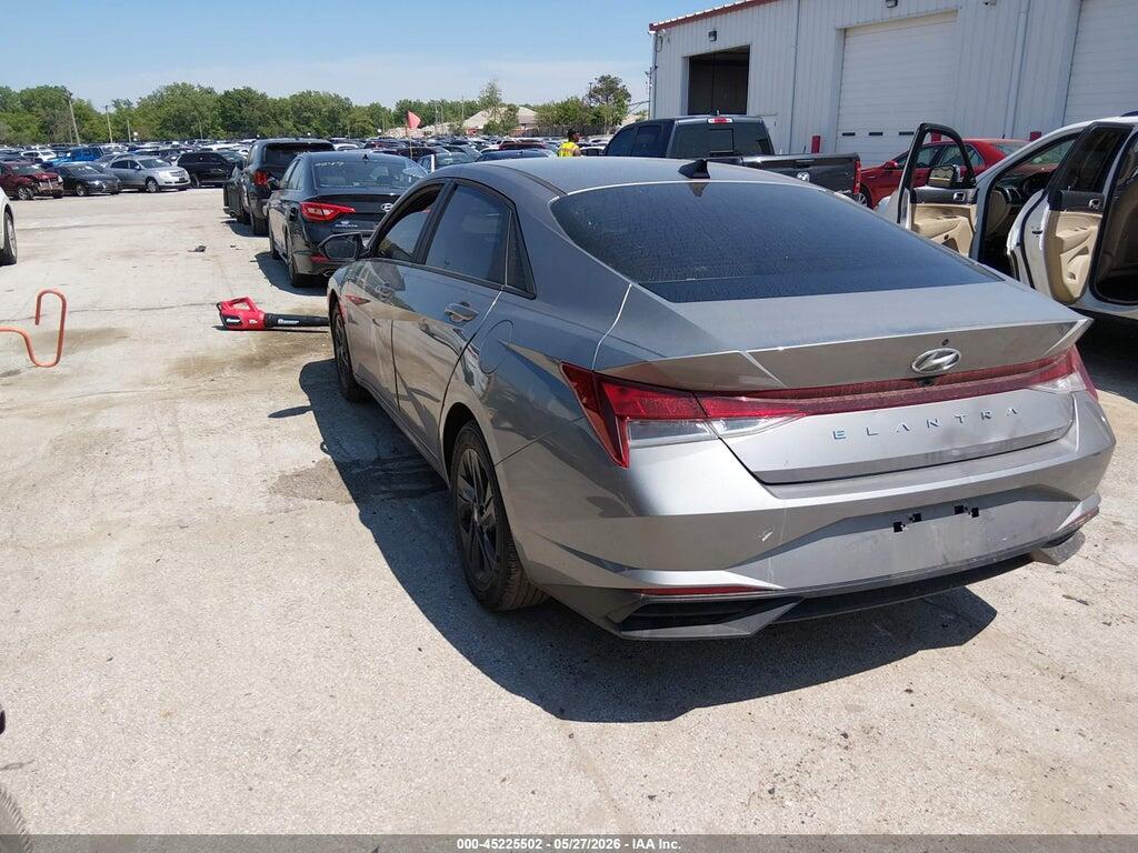 KMHLM4AG0PU527216 2023 HYUNDAI ELANTRA photo no. 3