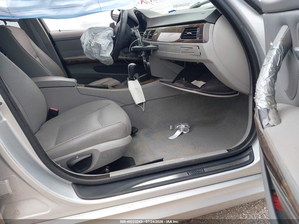 WBAPH7G52ANM51515 2010 BMW 328I photo no. 5
