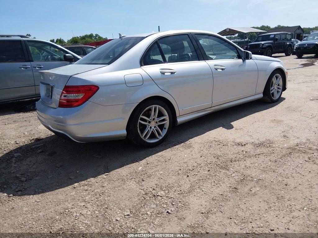 WDDGF4HB0EG223394 2014 MERCEDES-BENZ C 250 photo no. 4