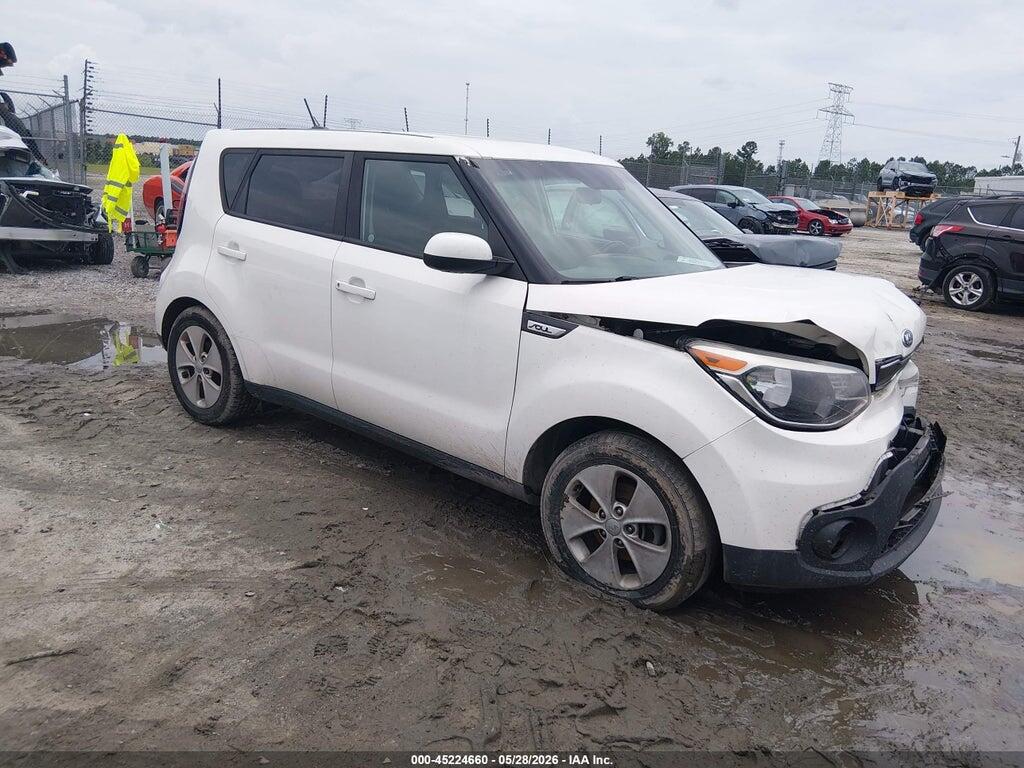 KNDJN2A29J7564207 2018 KIA SOUL photo no. 1