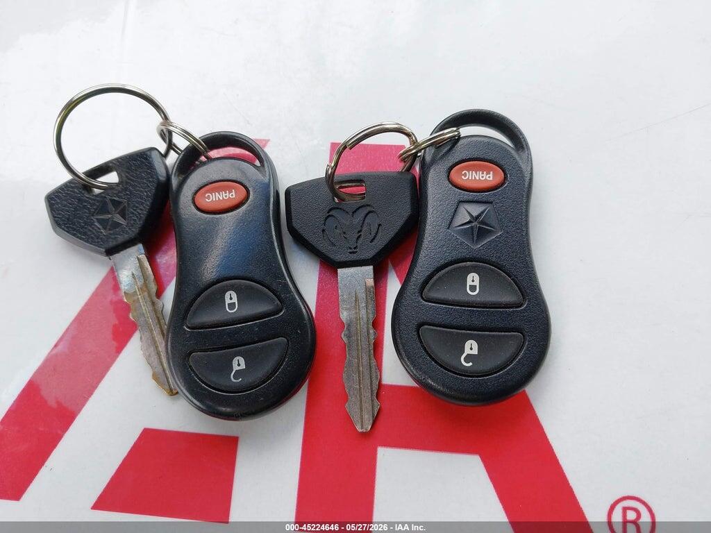 2B4GP44G5YR824972 2000 DODGE GRAND CARAVAN photo no. 11
