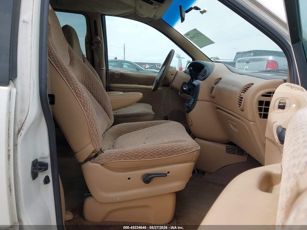 2B4GP44G5YR824972 2000 DODGE GRAND CARAVAN photo no. 5