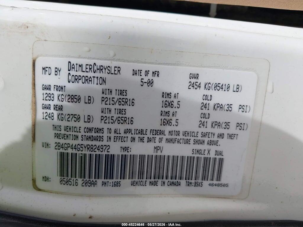 2B4GP44G5YR824972 2000 DODGE GRAND CARAVAN photo no. 9