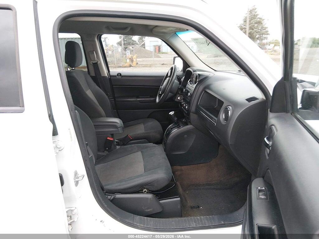 1C4NJRBB0ED595440 2014 JEEP PATRIOT photo no. 5