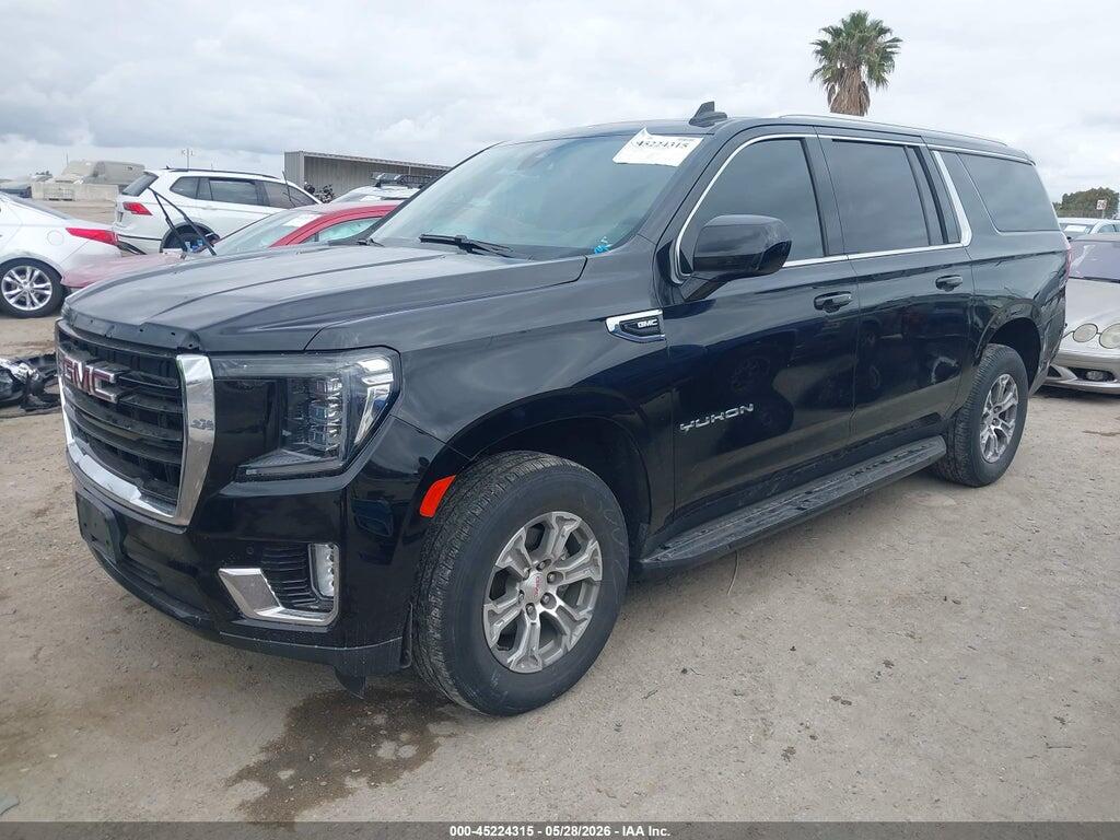 1GKS1FKD5NR224607 2022 GMC YUKON XL photo no. 2