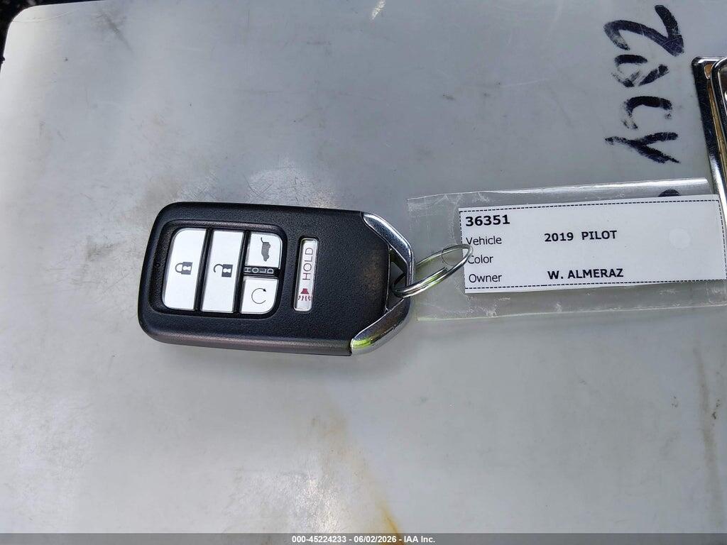 5FNYF6H57KB062164 2019 HONDA PILOT photo no. 11
