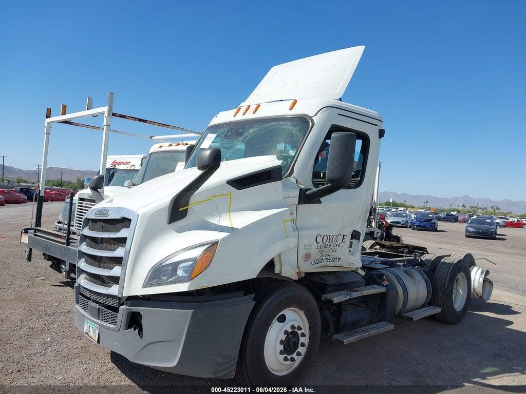 3AKJHTDV3NSNS5318 2022 FREIGHTLINER NEW CASCADIA 116 photo no. 10