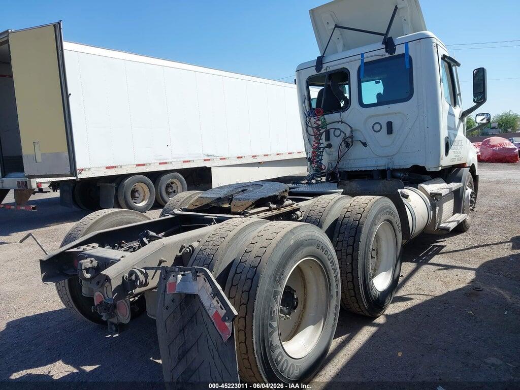 3AKJHTDV3NSNS5318 2022 FREIGHTLINER NEW CASCADIA 116 photo no. 4