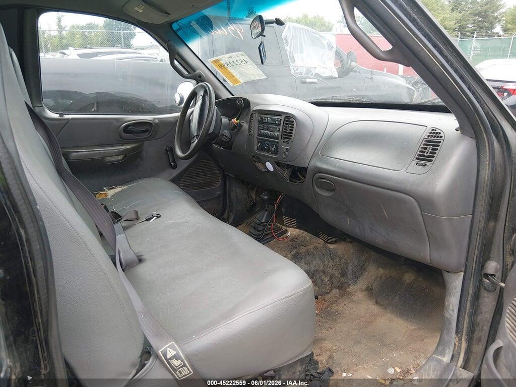 1FTRX18W61KB44594 2001 FORD F-150 photo no. 5