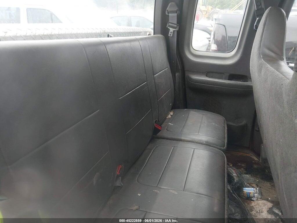1FTRX18W61KB44594 2001 FORD F-150 photo no. 8