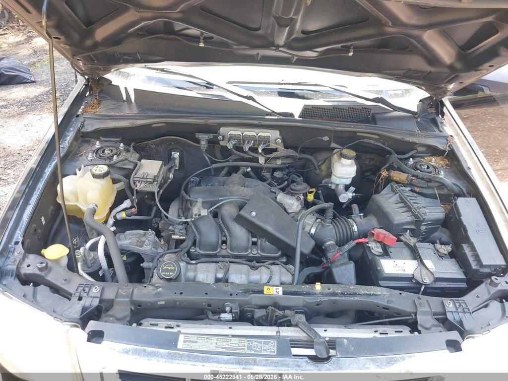 1FMCU03138KD15182 2008 FORD ESCAPE photo no. 10