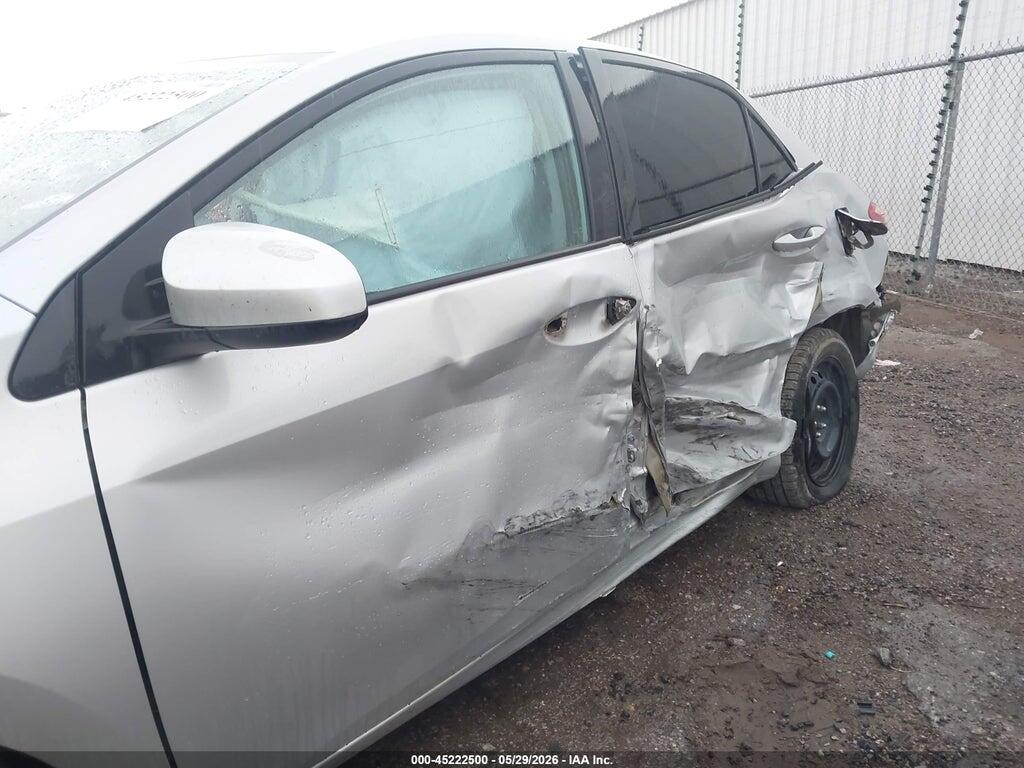 2T1BURHE9JC032485 2018 TOYOTA COROLLA photo no. 6