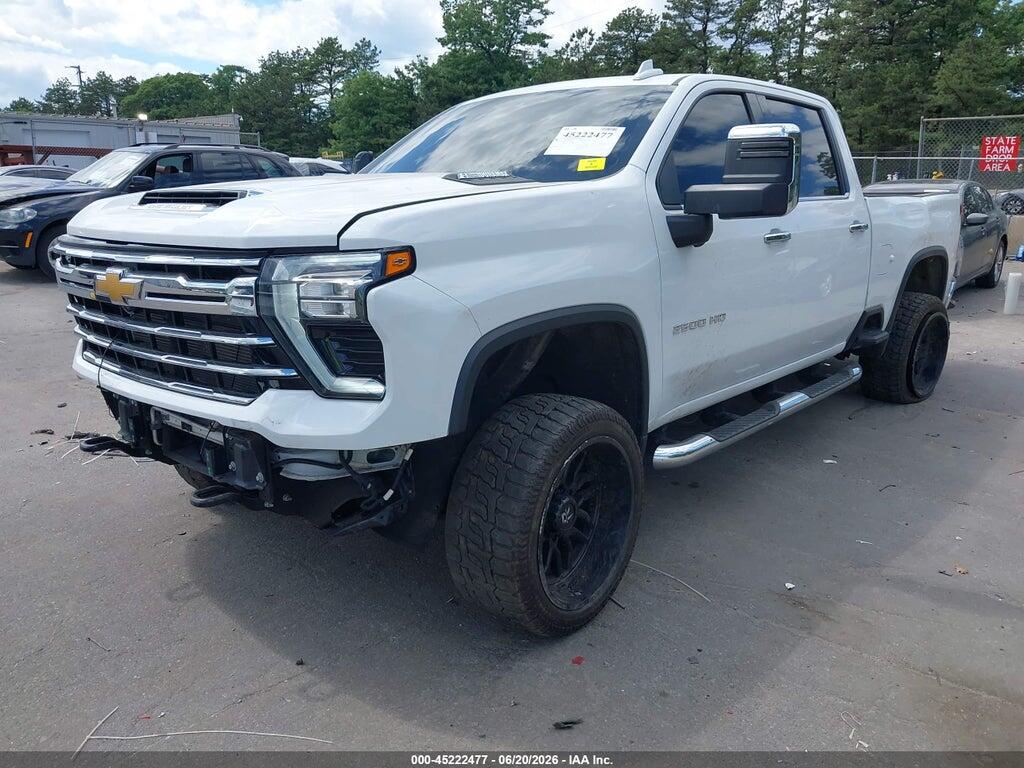 1GC4YPEY7RF328303 2024 CHEVROLET SILVERADO 2500HD photo no. 2
