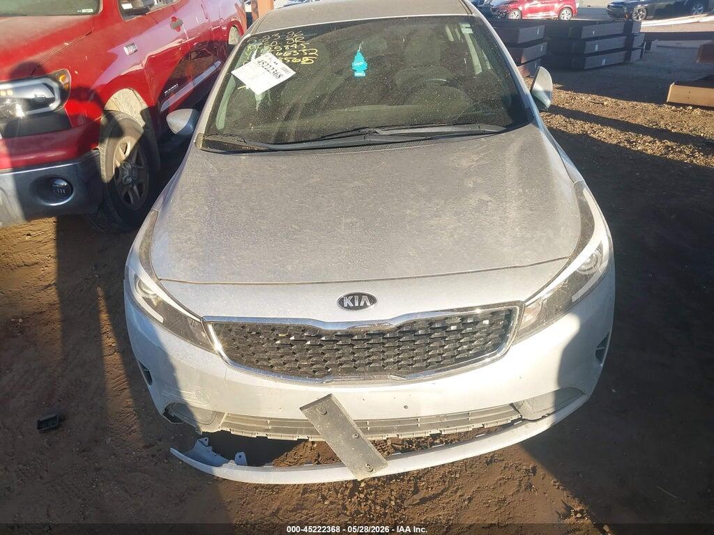 3KPFK4A75HE125845 2017 KIA FORTE photo no. 11