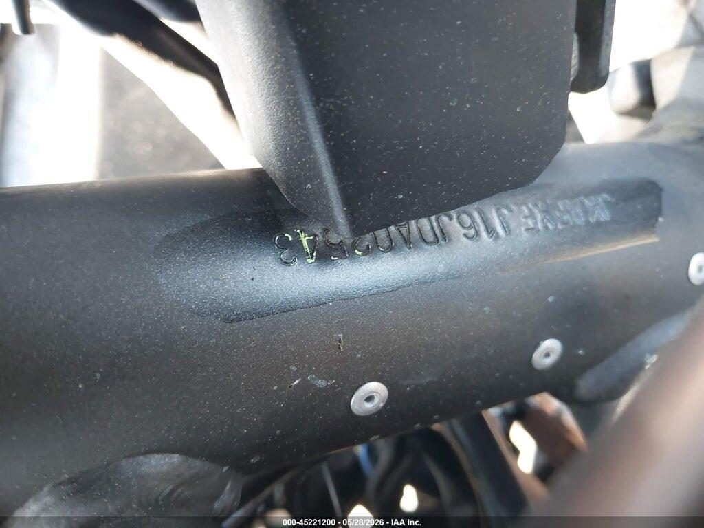JKAEXEJ16JDA02543 2018 KAWASAKI EX650 photo no. 10