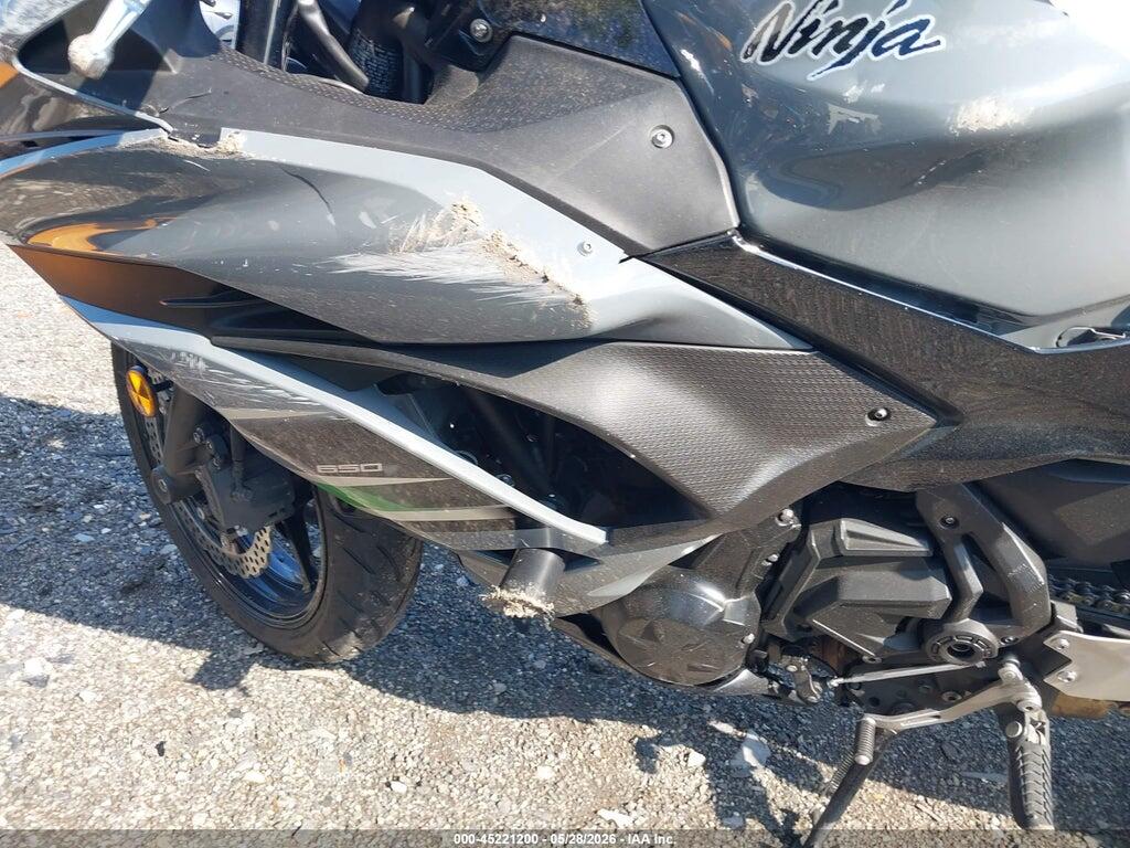 JKAEXEJ16JDA02543 2018 KAWASAKI EX650 photo no. 9