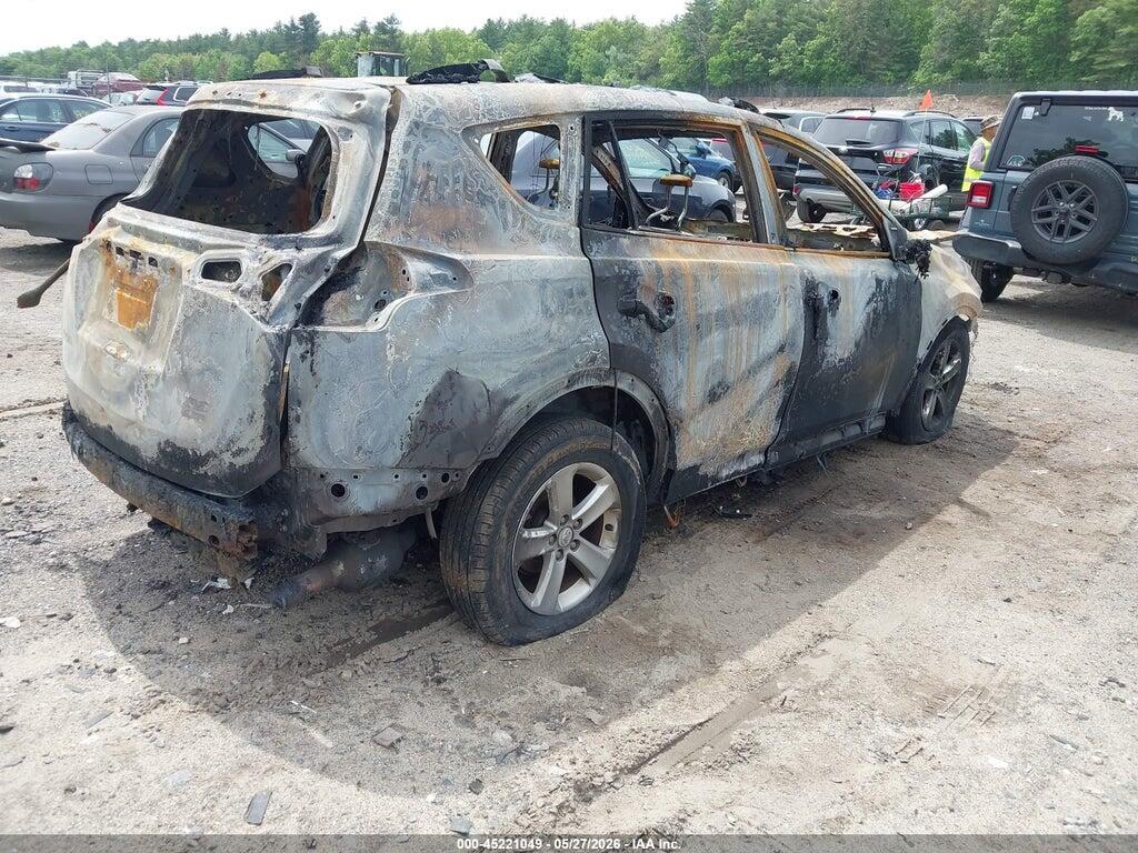 2T3RFREV4EW149089 2014 TOYOTA RAV4 photo no. 4