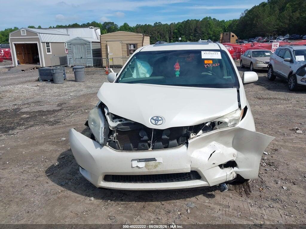5TDYK3DC4GS763097 2016 TOYOTA SIENNA photo no. 11