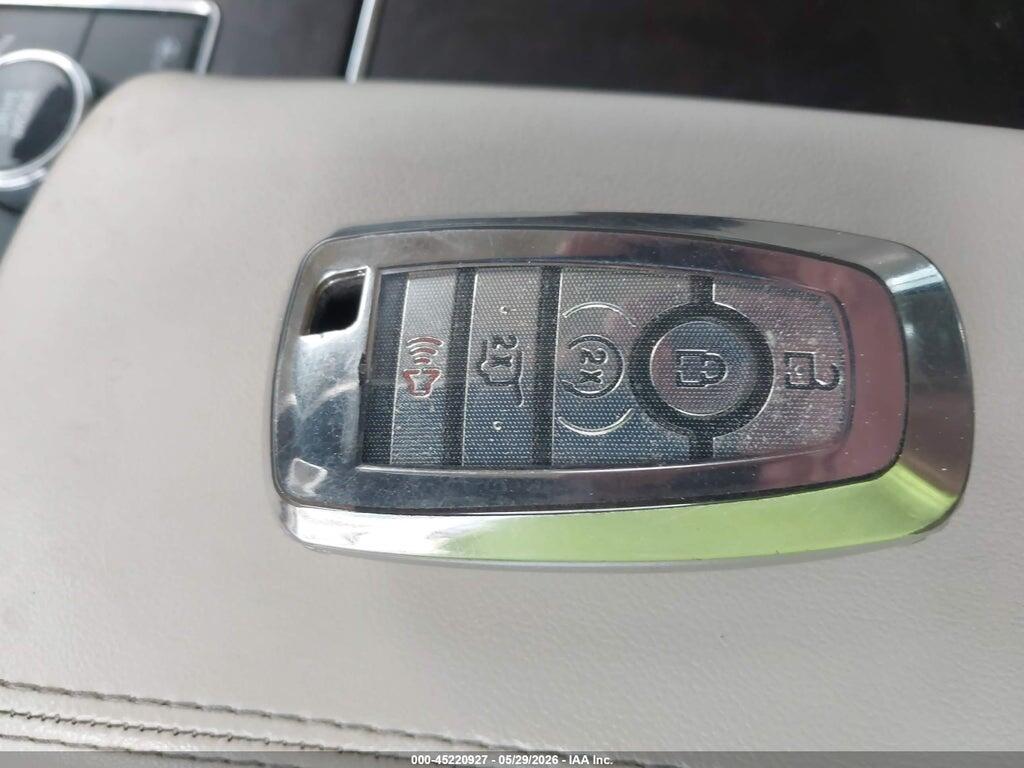 5LMJJ2LT7LEL15137 2020 LINCOLN NAVIGATOR photo no. 11