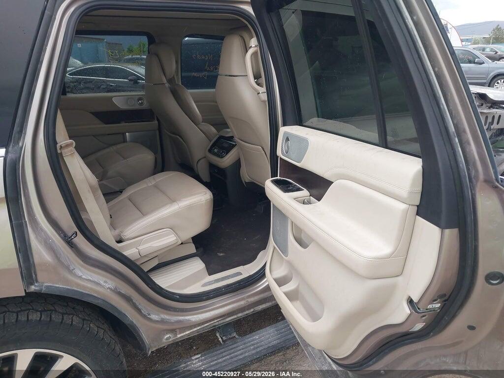 5LMJJ2LT7LEL15137 2020 LINCOLN NAVIGATOR photo no. 8